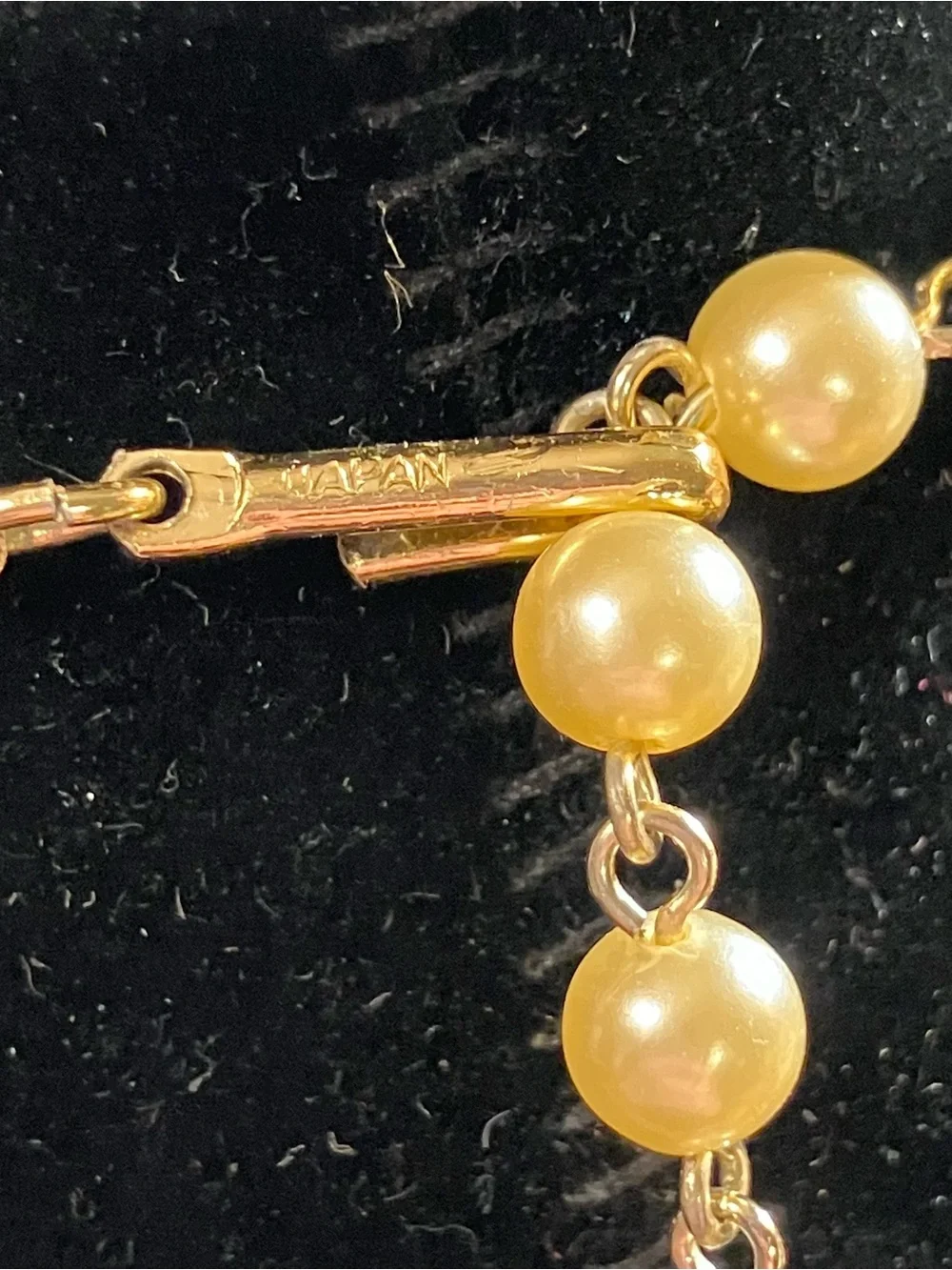 Vintage Japan Butter Yellow Glass Crystal Bead Two Strand Choker Necklace